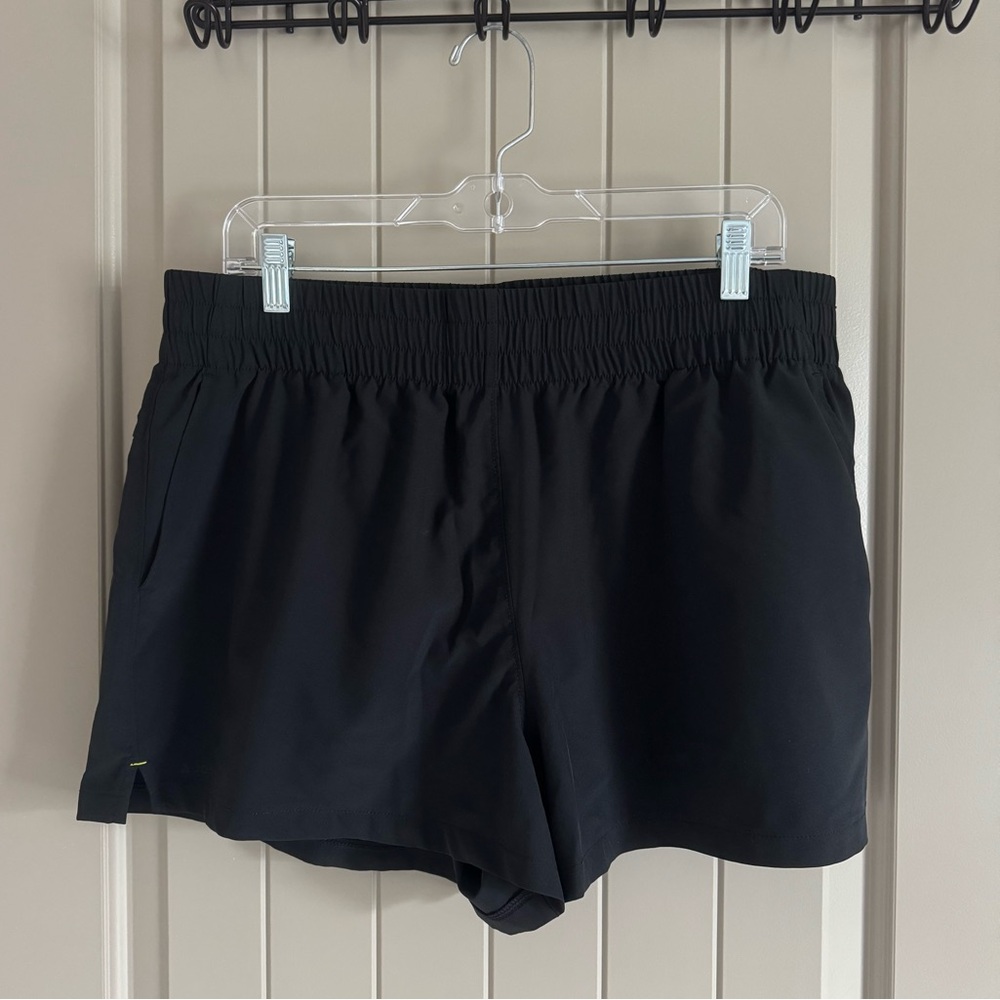 (NWOT) Joola women’s Court Woven Shorts
